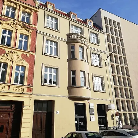 Na Teatralnej 14 - *